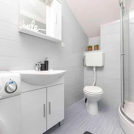 In - Insel Krk 44633 Holiday home Silo (Krk)